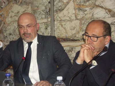 Da sinistra: Lorenzo Ciapetti, direttore Antares - Silvano Bertini, Responsabile Servizio Ricerca e Innovazione Regione ER